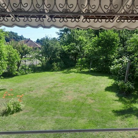 Вілла Casa De Relaxare Brad  Екстер'єр фото